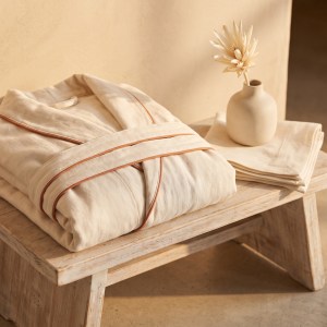 boutique-desert-product-bathrobe